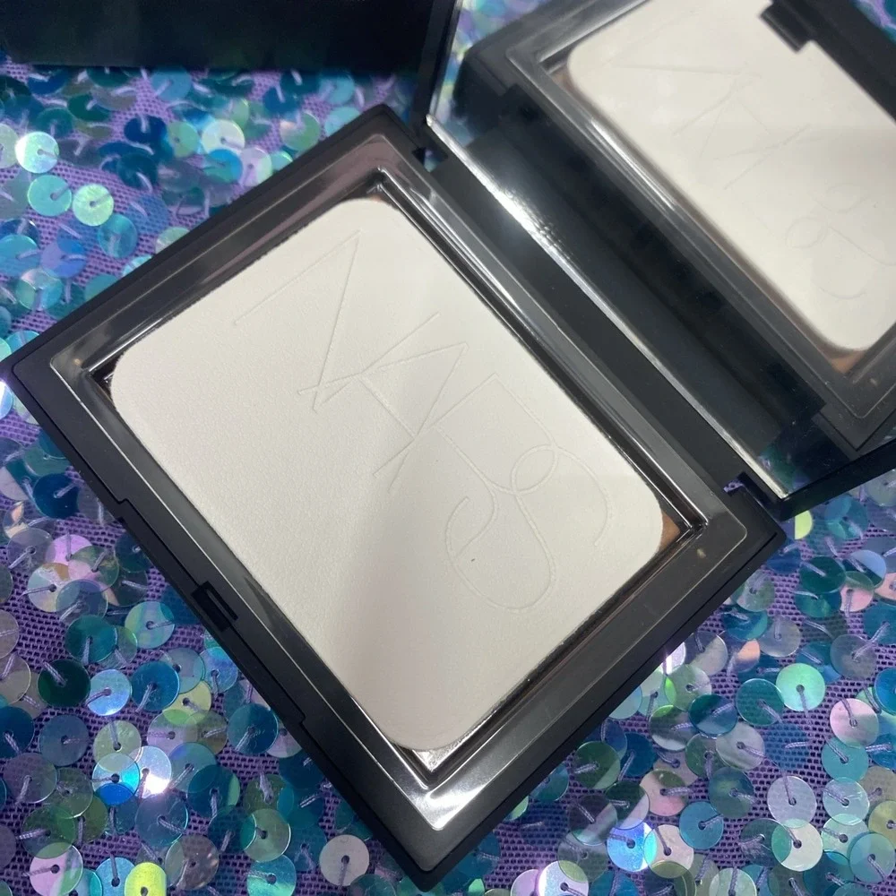 Nars Light Reflecting Setting Pressed Powder SUNSTONE 5896 - Size 0.35 Oz / 10 g